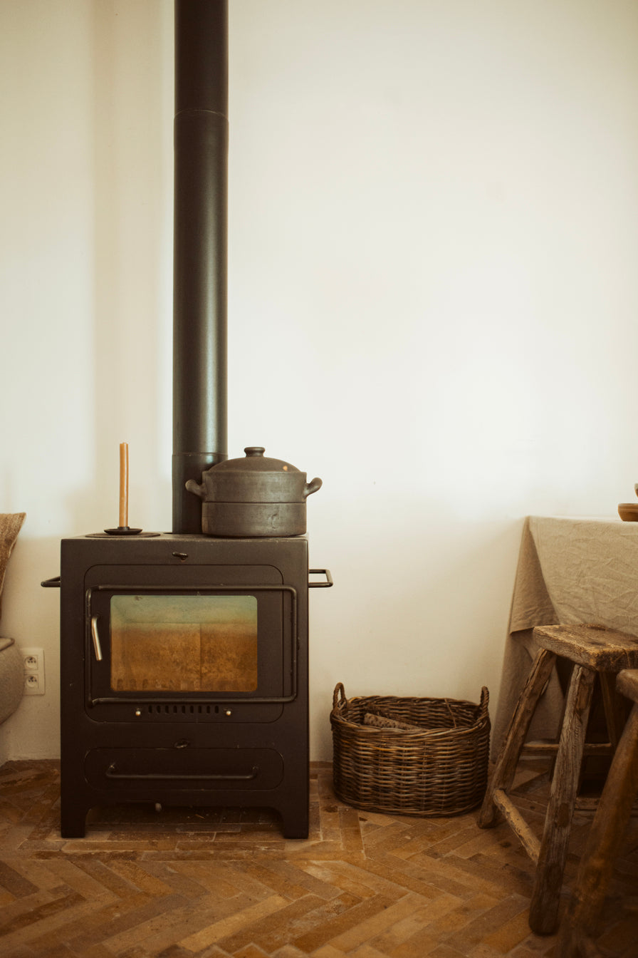 cooking pot