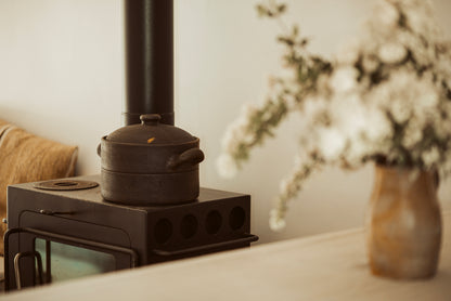 cooking pot